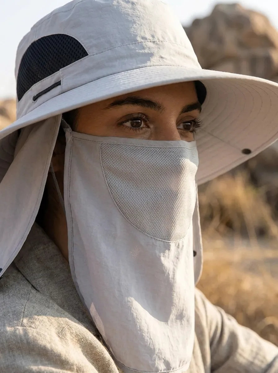 Sonnenhut mit breiter, umklappbarer Krempe, abnehmbarem Nackenlatz und Gesichtsmaske, atmungsaktiv
