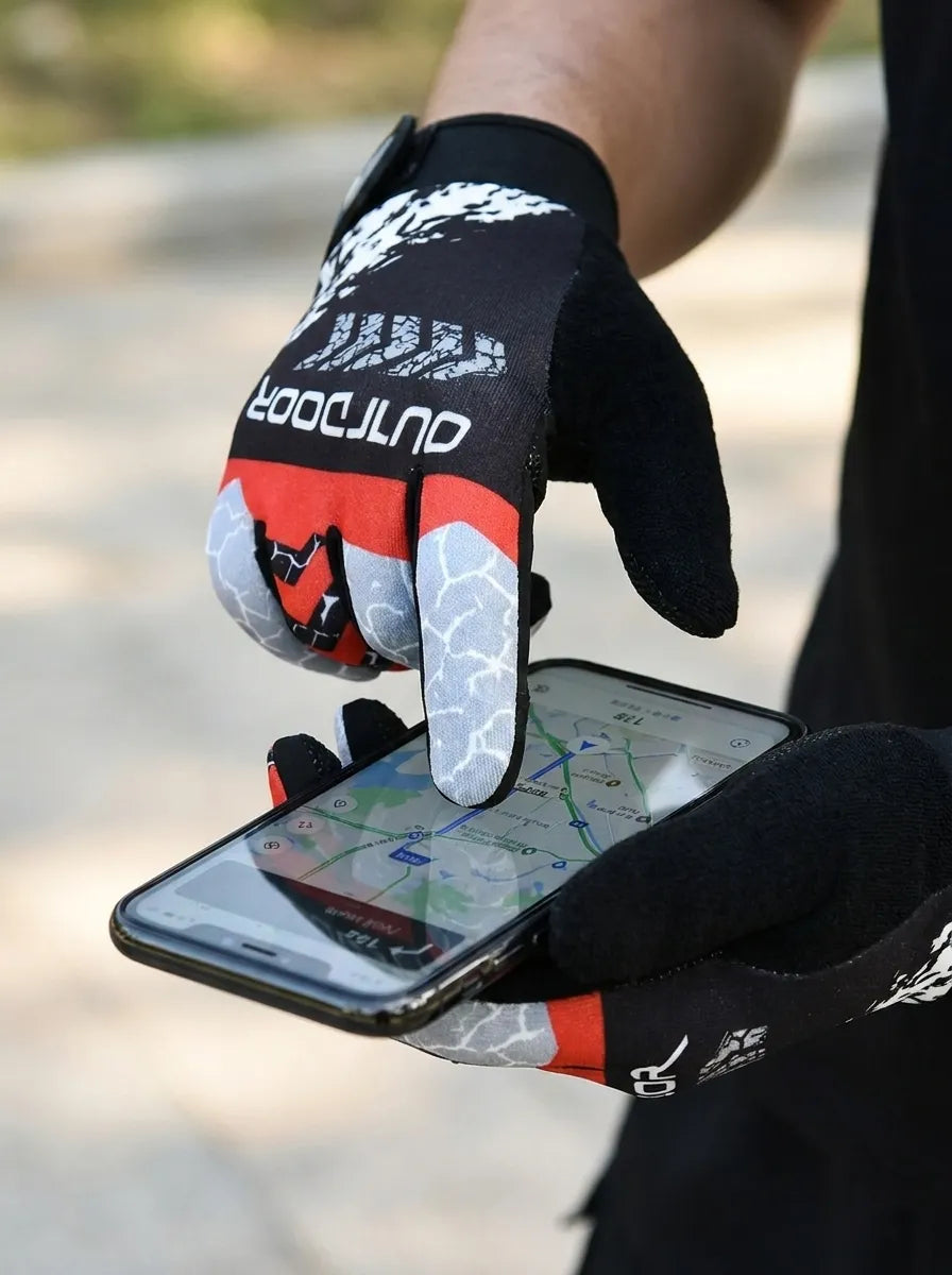 Guantes negros de ciclismo y actividades al aire libre con estampados coloridos