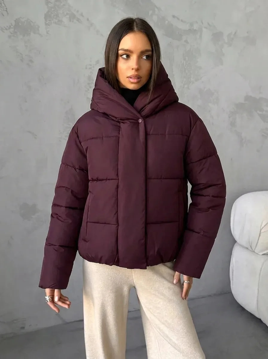 Doudoune Courte Matelassée à Capuche pour Femme