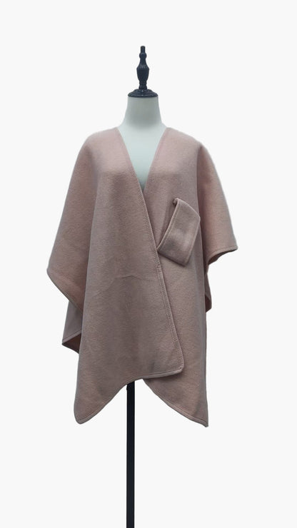 Elegant och mångsidig poncho-scarf för kvinnor i avslappnad stil