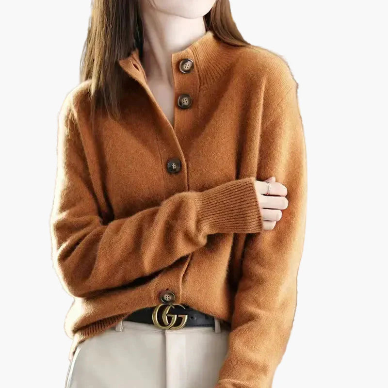 Elegant dame cardigan med høj hals og trendy knapper til et smart afslappet look