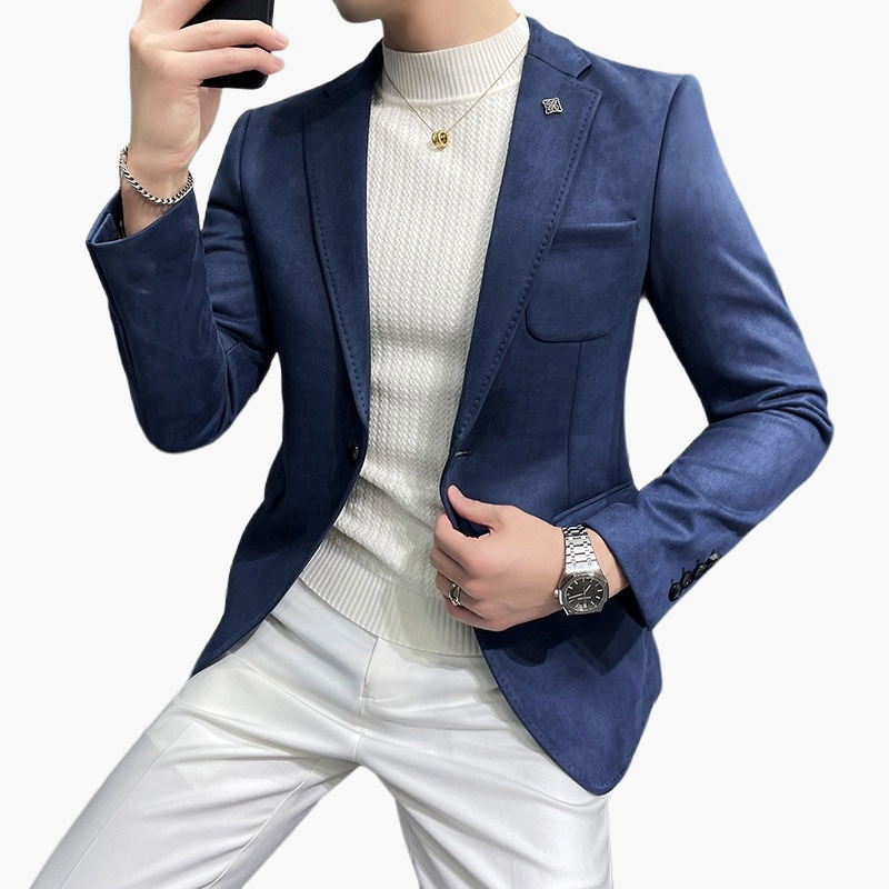 Elegant herrkostymkavaj i modern stil för affärer och formella tillfällen