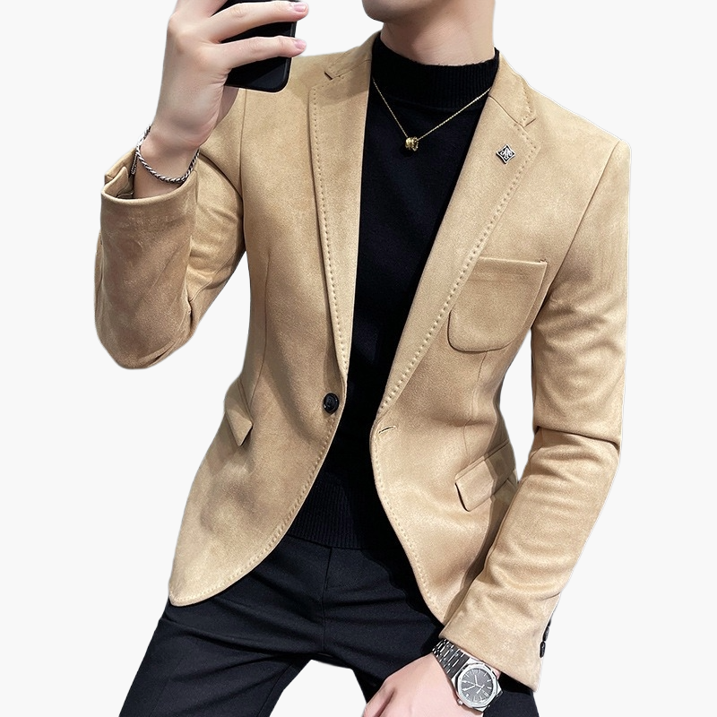 Elegant herrkostymkavaj i modern stil för affärer och formella tillfällen