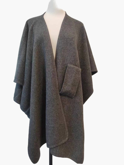 Elegant och mångsidig poncho-scarf för kvinnor i avslappnad stil