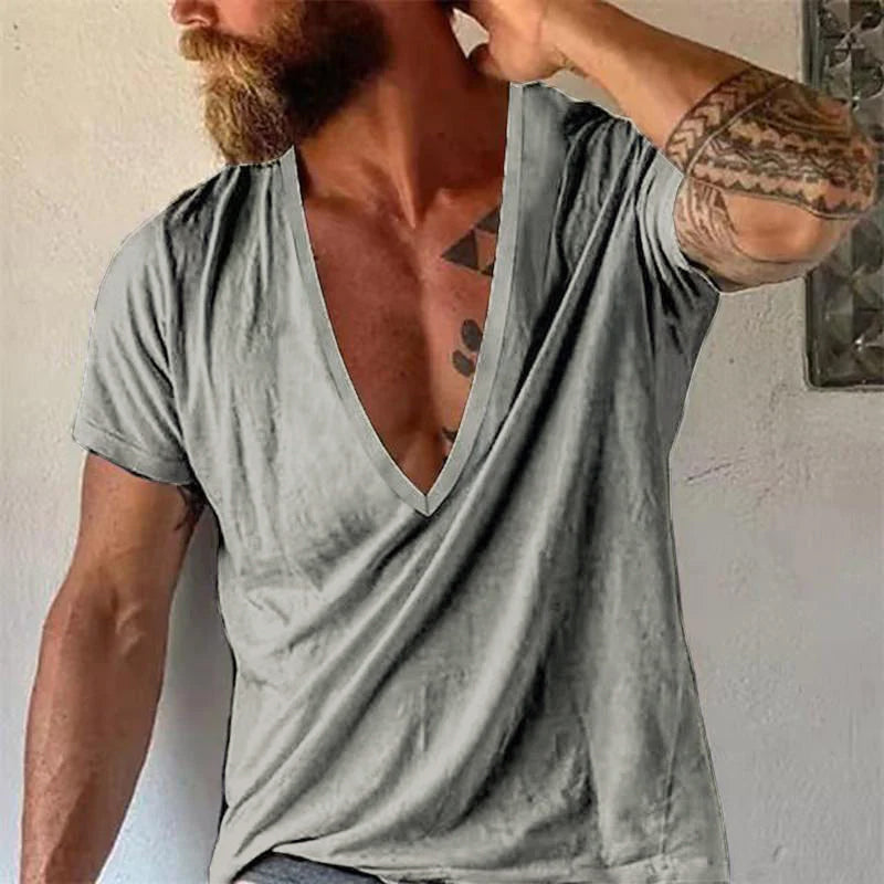 Afslappet T-shirt til mænd med dyb V-udskæring, løs pasform og moderne stil