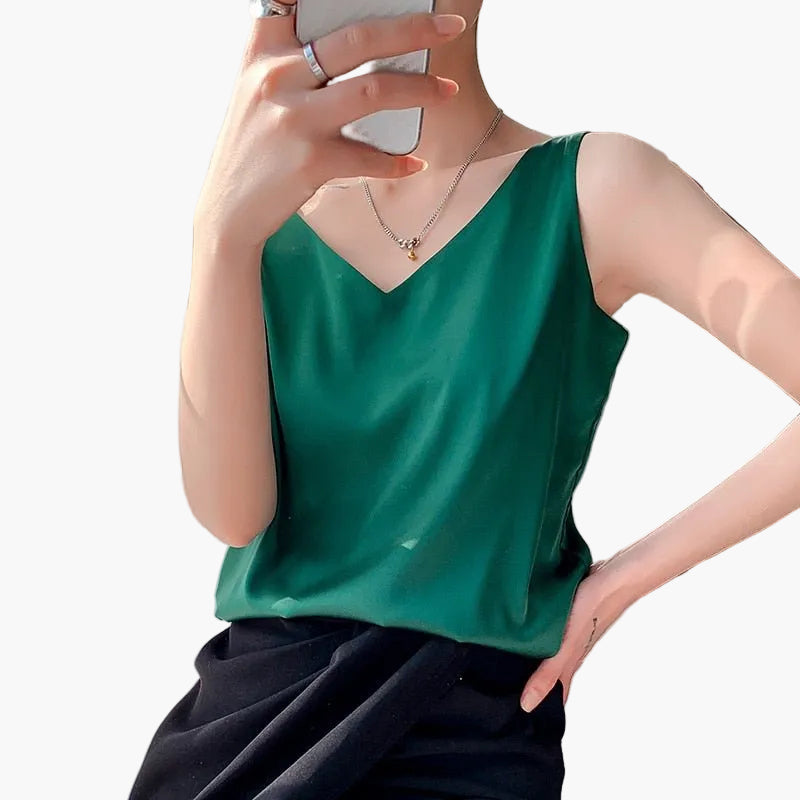 Top femme chic à col V style minimaliste pour look décontracté ou élégant