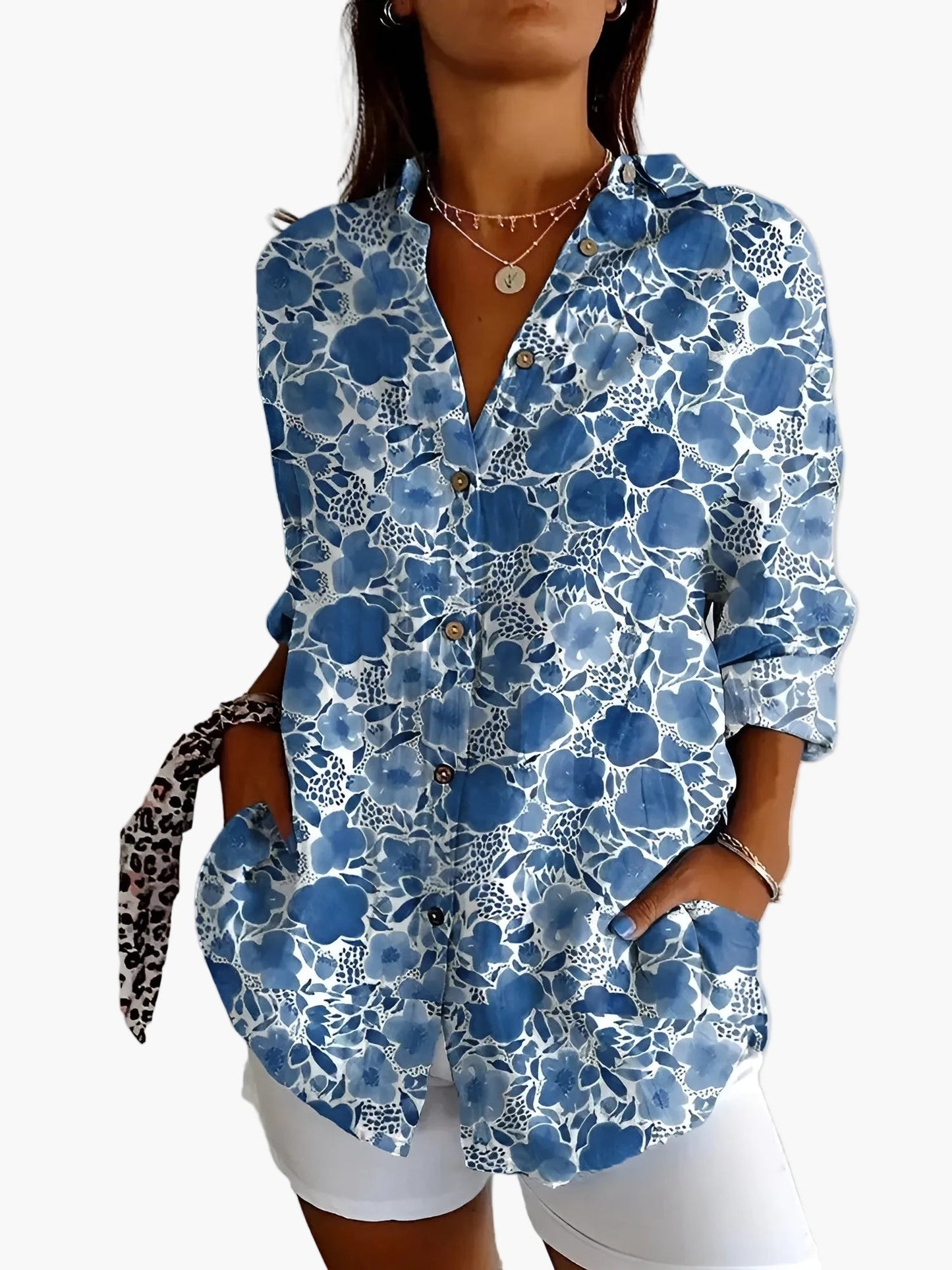 Camicia Donna Stile Informale con Motivo Floreale e Bottoni – Eleganza e Versatilità per un Aspetto Moderno