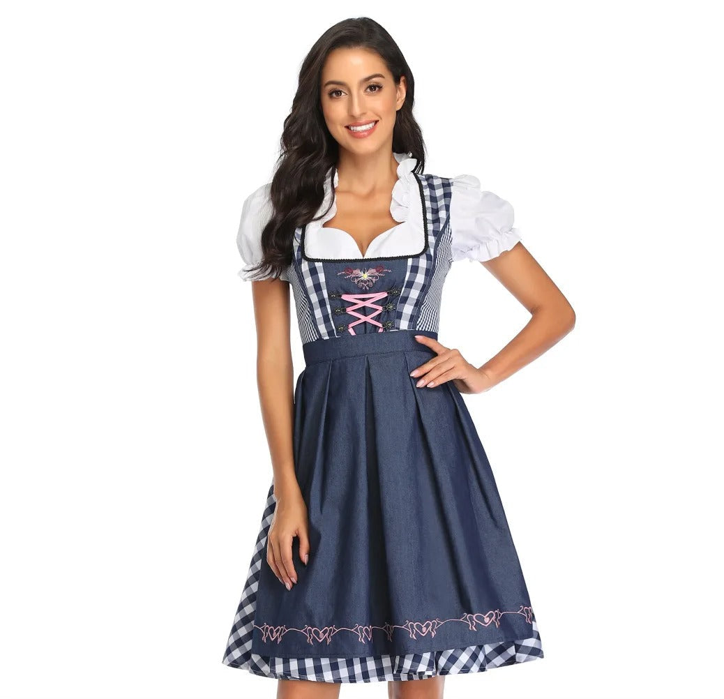 Sandra – Traditional Outfit