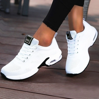Moderne Sportschuhe für Damen zum Gehen und Alltag