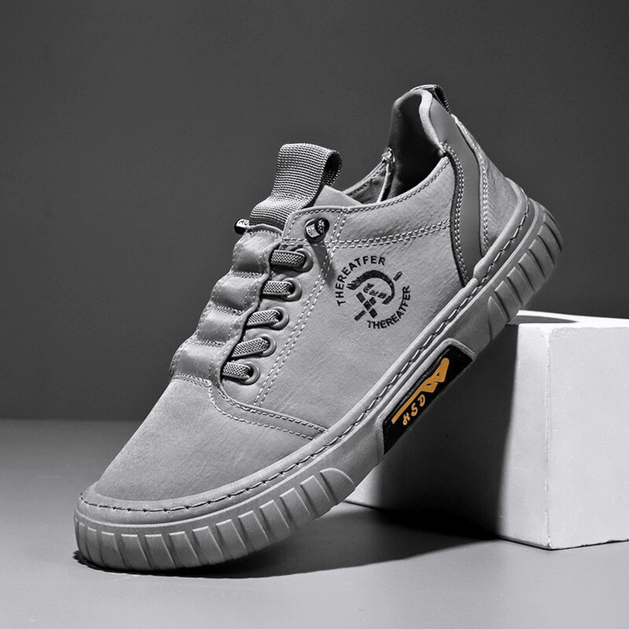 Låga fritidssneakers för herr i khaki, urban stil, med tjock sula